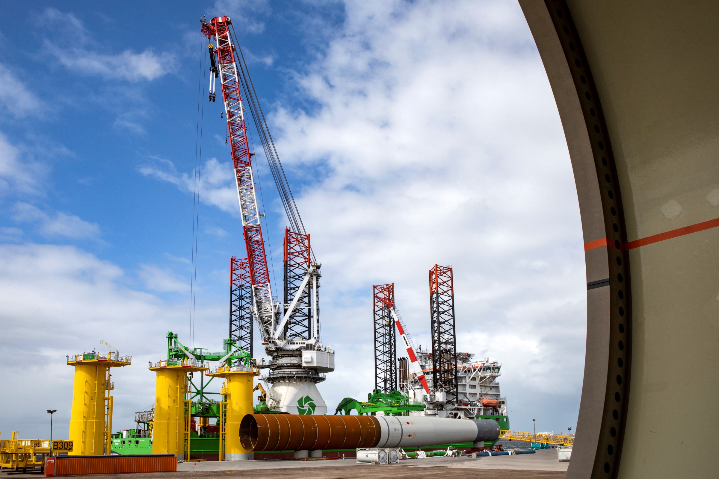 Foundation installation starts at Belgium’s largest offshore wind farm