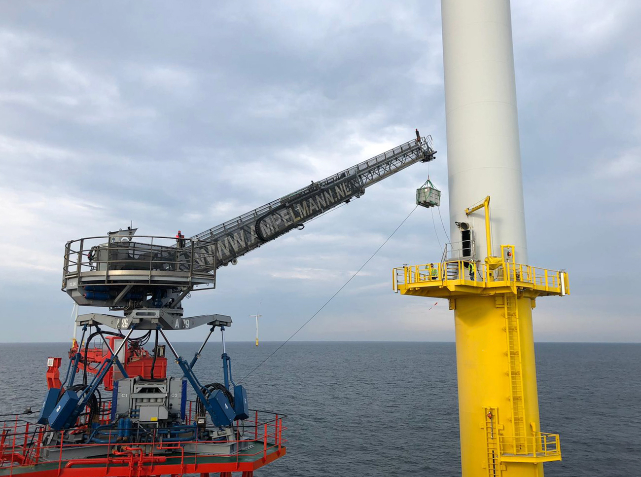 Ampelmann signs 13 new contracts in European offshore wind in the first half of 2021