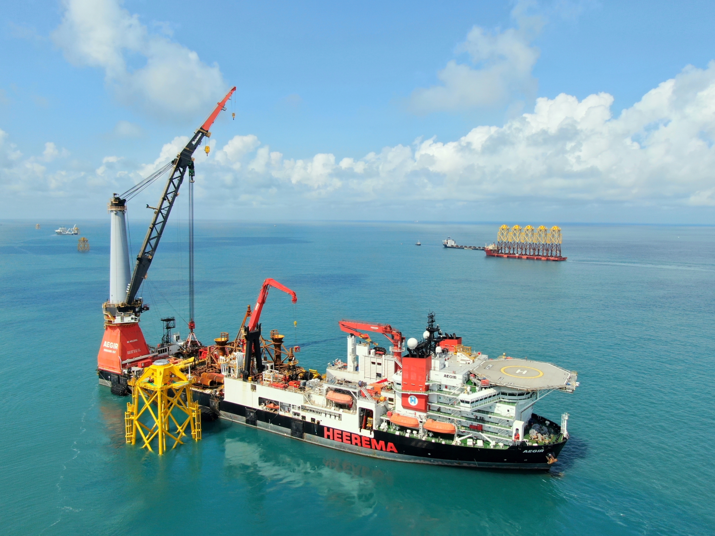 Huisman to upgrade Heerema Aegir’s offshore mast crane